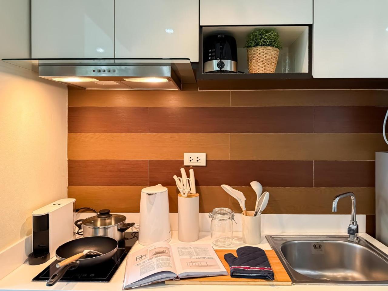 Transquil Modern 1br - Ultra Fast Wifi - Bts Ari Bangkok