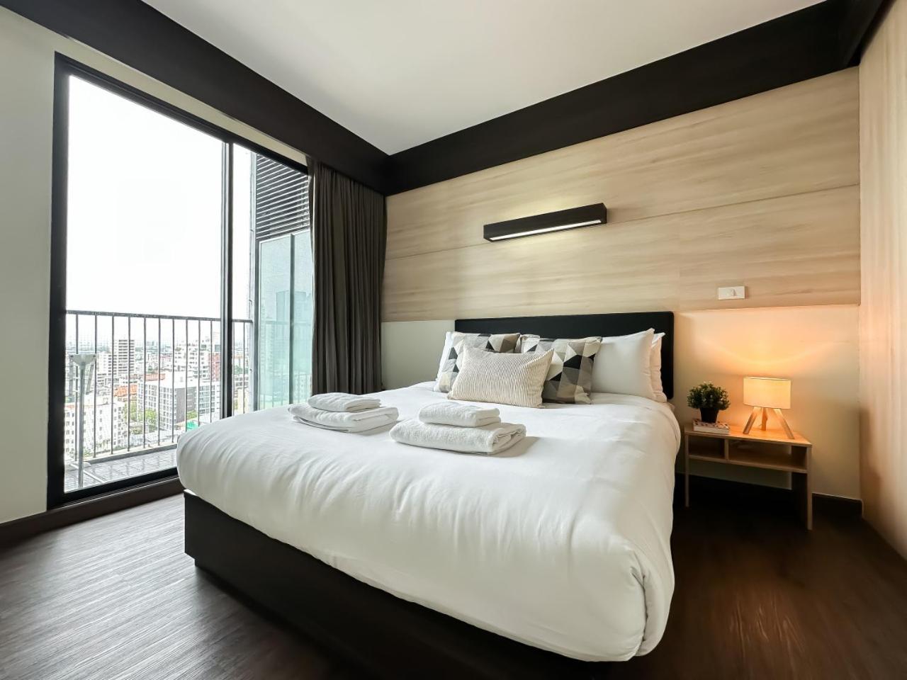 Transquil Modern 1br - Ultra Fast Wifi - Bts Ari Apartment